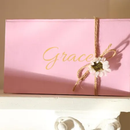 Grace's In The Center *